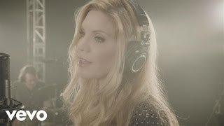 Alison Krauss  Losing You LIVE VERSION [upl. by Adli548]