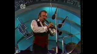 Acker BILK amp His Paramount Jazz Band Stranger On The Shore live in Jazz Festival Prague 1982 [upl. by Anilejna]